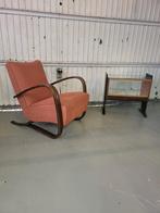 Vintage fauteuil en bartafel.Halabala 269., Huis en Inrichting, Fauteuils, Ophalen of Verzenden, Zo goed als nieuw