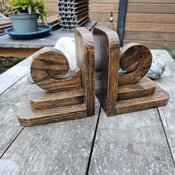 Arts and Crafts boekensteunen beschikbaar voor biedingen