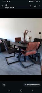 stoelen van de Bommel Breda, Huis en Inrichting, Tafels | Eettafels, Ophalen, Zo goed als nieuw, Rond, 100 tot 150 cm