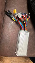 V8 controller opgevoerd, Computers en Software, Interne voedingen, Ophalen of Verzenden, Zo goed als nieuw