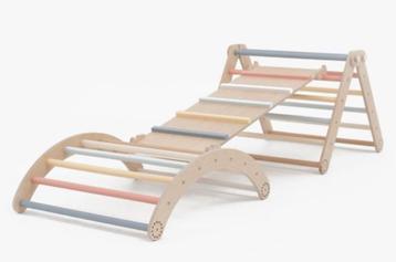Peltes Montessori Kids Climbing Set beschikbaar voor biedingen