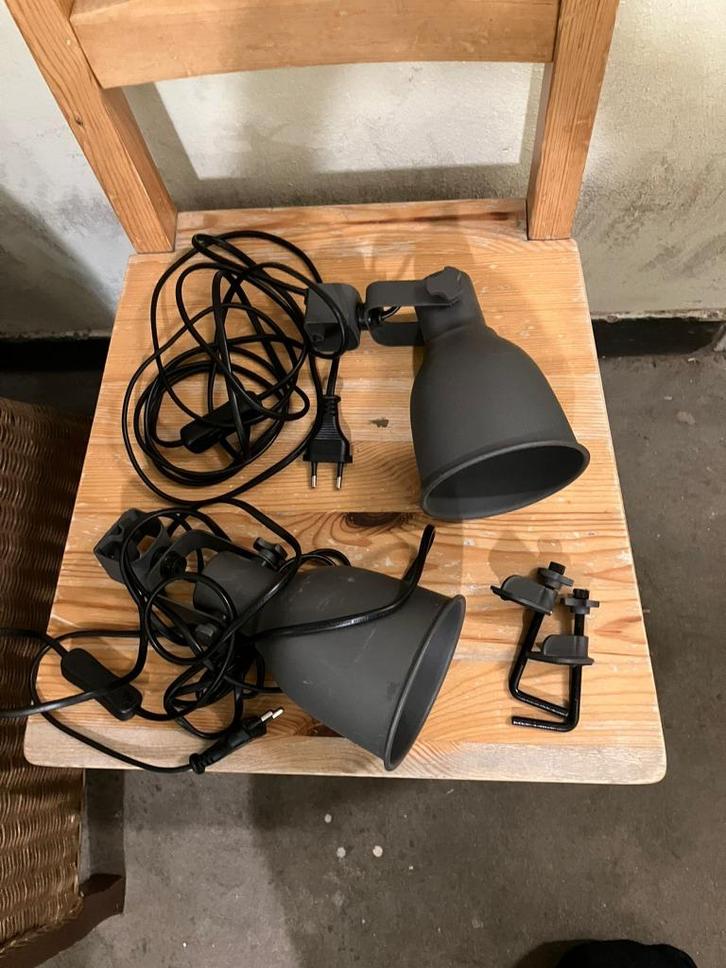 IKEA HEKTAR wand- en klemspot (x2), Huis en Inrichting, Lampen | Spots, Zo goed als nieuw, Plafondspot of Wandspot, Metaal of Aluminium