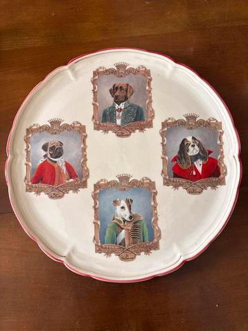 Vintage taartschaal honden portretten. 34 cm. Aardewerk beschikbaar voor biedingen