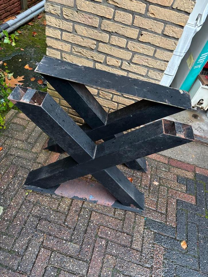 X poten metaal, Tuin en Terras, Tuintafels, Rechthoekig, Metaal, Ophalen
