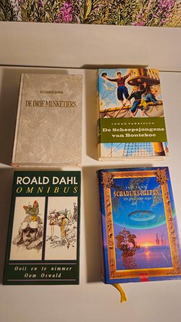 Boekenpakket: Diverse titels beschikbaar voor biedingen