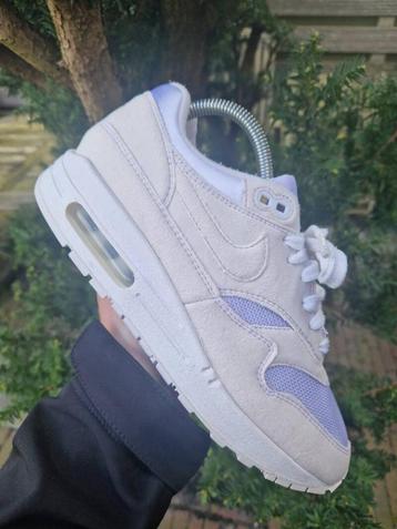 Nike Air Max 1 Triple White maat 39