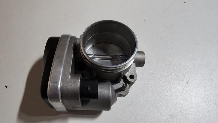 Gasklephuis  BMW 3 / 5 / X3 Z3 Z4 serie E465 E39 E60 E61 E83, Auto-onderdelen, Brandstofsystemen, Nieuw, Ophalen of Verzenden