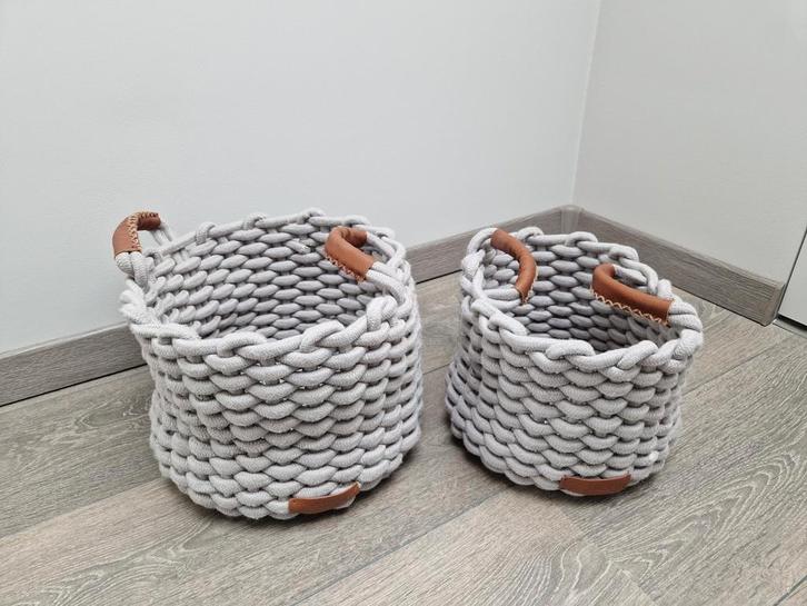 Kidsdepot manden Korbo M grijs, Huis en Inrichting, Woonaccessoires | Schalen en Manden, Zo goed als nieuw, Mand, Rond, Overige materialen