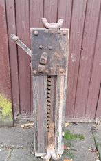 Antieke zware dommekracht / spindelkrik– industrieel vintage, Ophalen