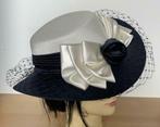 Hoed van Vintage maat 58, Kleding | Dames, Hoeden en Petten, Ophalen of Verzenden, Zo goed als nieuw, 58 cm (L, 7¼ inch) of meer