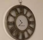 Riverdale klok luton 60cm, Huis en Inrichting, Woonaccessoires | Klokken, Verzenden, Zo goed als nieuw, Wandklok