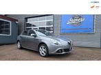 Alfa Romeo Giulietta 1.4 T Sprint, 4 cilinders, Alcantara, Origineel Nederlands, Bedrijf