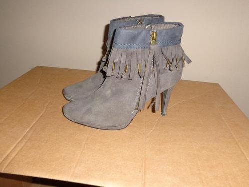div schoenen/laarzen maat 41, Nikkie, Ugg, Michael Kors, Kleding | Dames, Schoenen, Zo goed als nieuw, Ophalen of Verzenden