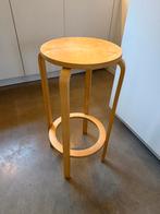 Vintage IKEA Frosta barkruk - Alvar Aalto jaren 80 design, Huis en Inrichting, Barkrukken, Met voetsteun, 60 tot 90 cm, Ophalen of Verzenden