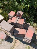 Gratis bakstenen en tuintegels, Tuin en Terras, Tegels en Klinkers, Ophalen, Zo goed als nieuw, 10 m² of meer, Beton