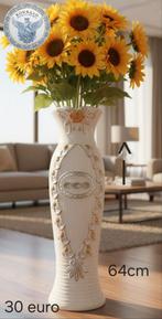 Crèmewitte & Gouden Klassieke Vaas (64cm), 50 tot 75 cm, Wit, Aardewerk of Porselein, Nieuw