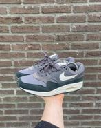 Nike Air Max 1 Thunder Grey, Kleding | Heren, Schoenen, Overige kleuren, Nike, Ophalen of Verzenden, Sneakers of Gympen
