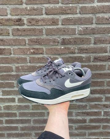 Nike Air Max 1 Thunder Grey beschikbaar voor biedingen