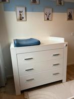Commode + ledikant + verschoningskussen + aankleding + linne, Kinderen en Baby's, Kinderkamer | Complete kinderkamers, Ophalen