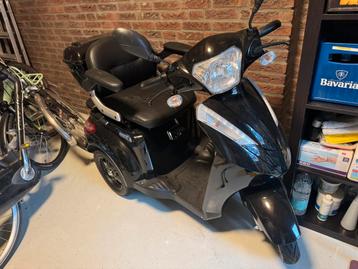 IVA 1000E Scootmobiel beschikbaar voor biedingen