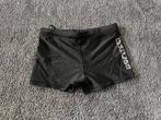 Maat 128 jongens zwembroek nieuw protest, Ophalen of Verzenden, Nieuw, Jongen, Sport- of Zwemkleding
