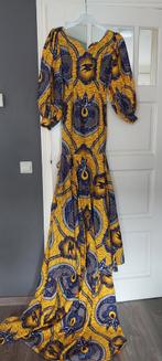 Afrikaanse jurk met sleep mt. 32-34, Ophalen of Verzenden, Zo goed als nieuw