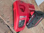 Milwaukee m12/m18 Oplader + 2ah batterij zgln, Doe-het-zelf en Verbouw, Gereedschap | Machine-onderdelen en Toebehoren, Ophalen