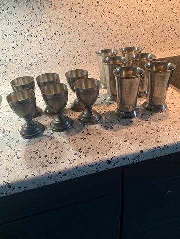 Twee keer 6 stuks Marioni tinnen oude wijnbekers beschikbaar voor biedingen