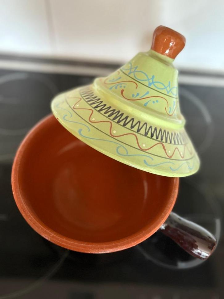 Marokkaanse Tajine Ø 21 Cm, Huis en Inrichting, Keuken | Potten en Pannen, Nieuw, Overige typen, Overige materialen, Ophalen of Verzenden