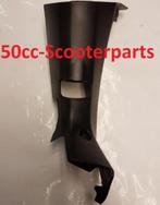 Stuurkap Onder Rh Suzuki Burgman 400 56321-14F20-Y0J Gebruik, Ophalen of Verzenden, 50cc, Info@50cc-scooterparts.nl, Veen