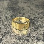 14 karaats gouden zegelring prachtig ring, Ophalen of Verzenden, Zo goed als nieuw, Goud, Dame