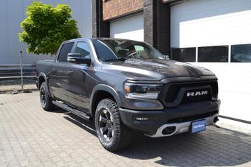 Dodge RAM 1500 5.7 V8 4x4 LPG Crew Cab Rebel 12 inch scherm, beschikbaar voor biedingen