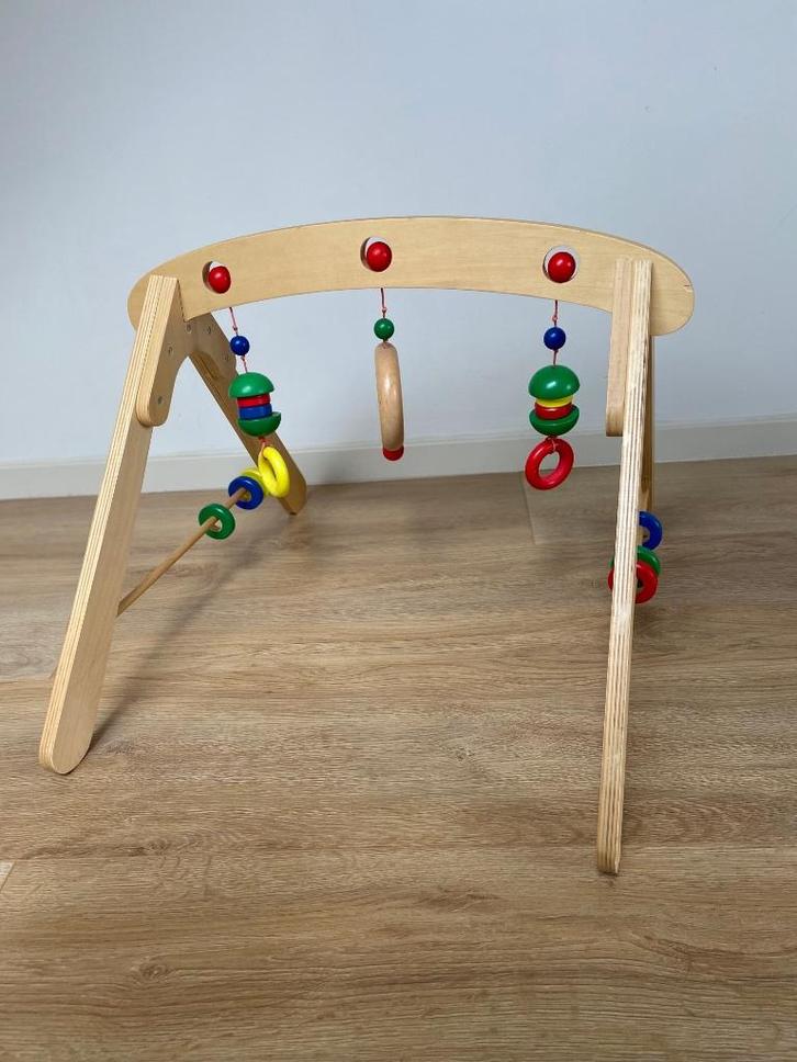 Houten babygym - merk pinolino, Kinderen en Baby's, Speelgoed | Babyspeelgoed, Zo goed als nieuw, Babygym, Ophalen of Verzenden