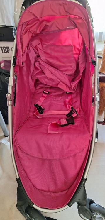 Metroventure roze kinderwagen plus maxi cosi beschikbaar voor biedingen