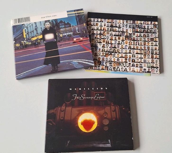 Marillion lot van 2 cd's MARILLION. COM THIS STRANGE ENGINE, Cd's en Dvd's, Cd's | Rock, Zo goed als nieuw, Progressive, Ophalen of Verzenden