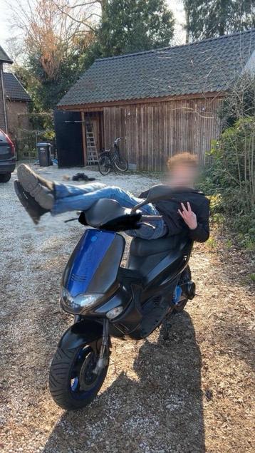 Gilera runner dd lc 70cc beschikbaar voor biedingen