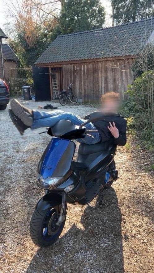 Gilera runner dd lc 70cc, Fietsen en Brommers, Scooters | Piaggio, Nieuw, Overige modellen, Maximaal 45 km/u, Tweetakt, Ophalen of Verzenden