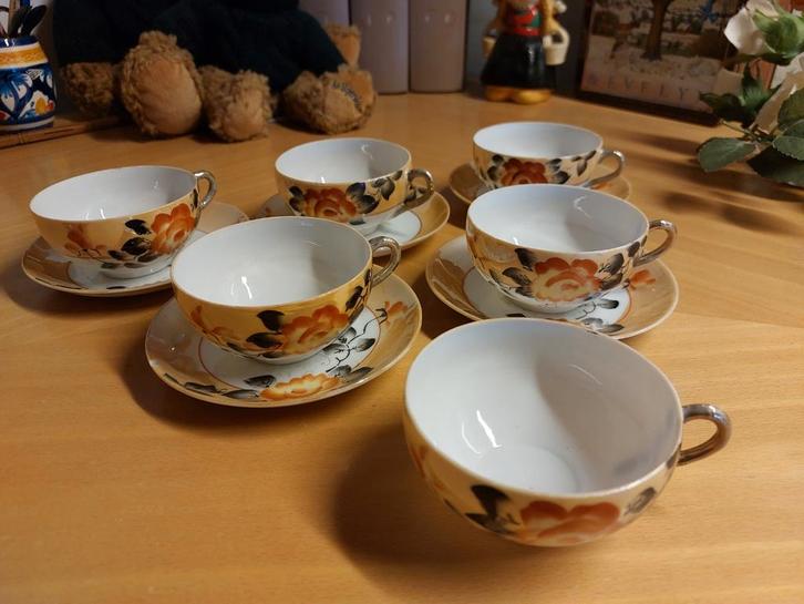 Japans theeservies van fijn porselein, Huis en Inrichting, Keuken | Servies, Gebruikt, Kop(pen) en/of Schotel(s), Overige stijlen