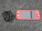 Nintendo Switch Lite koraal, Spelcomputers en Games, Spelcomputers | Nintendo Switch Lite, Ophalen of Verzenden, Zo goed als nieuw