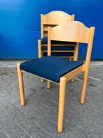 Zeer nette gestoffeerde stapelstoelen donkerblauw, Ophalen, Zo goed als nieuw, Blauw, Vijf, Zes of meer stoelen