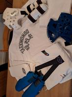 groot pakket taekwondo, Sport en Fitness, Vechtsporten en Zelfverdediging, Ophalen of Verzenden, Zo goed als nieuw