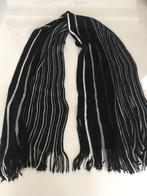 Sjaal Livergy 160cm lang en 35cm breed, Overige maten, Ophalen of Verzenden, Sjaal, Gedragen