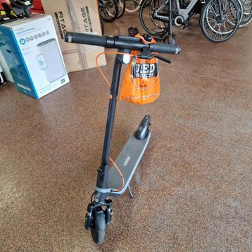 SEGWAY NINEBOT E2 PLUS E II Elektrische Step | Nieuwstaat beschikbaar voor biedingen