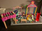 Barbie Voetbaltafel Schoolset Babykleed Glijbaan en meer, Ophalen, Zo goed als nieuw, Accessoires