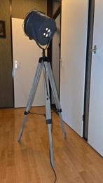 Stoere Tripod Lamp - Industrieel Design, Huis en Inrichting, Lampen | Vloerlampen, Ophalen, 100 tot 150 cm, Zo goed als nieuw