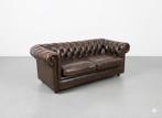 Chesterfield bank donkerbruin leer, Huis en Inrichting, Gebruikt, Tweepersoons, Leer, Ophalen of Verzenden
