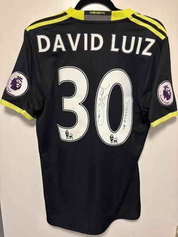 Matchworn David Luiz Chelsea incl. Handtekening beschikbaar voor biedingen