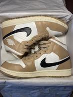 Air Jordan 1 Mid Desert (maat 41 vrouwen), Kleding | Dames, Schoenen, Ophalen, Beige, Nike, Sneakers of Gympen