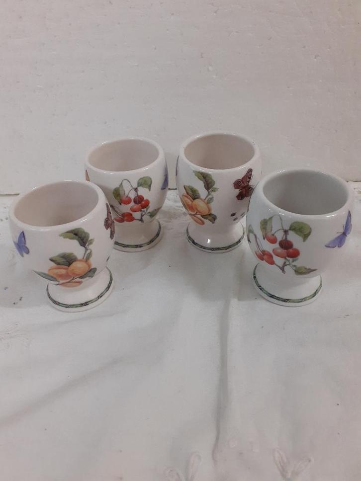 Janneke Brinkman - Fruits & Flowers - 4 mooie eierdopjes, Antiek en Kunst, Antiek | Servies los, Ophalen of Verzenden