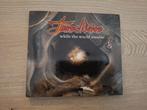 Cd Tunnelvision – While The World Awaits. (1999), Ophalen of Verzenden, Zo goed als nieuw